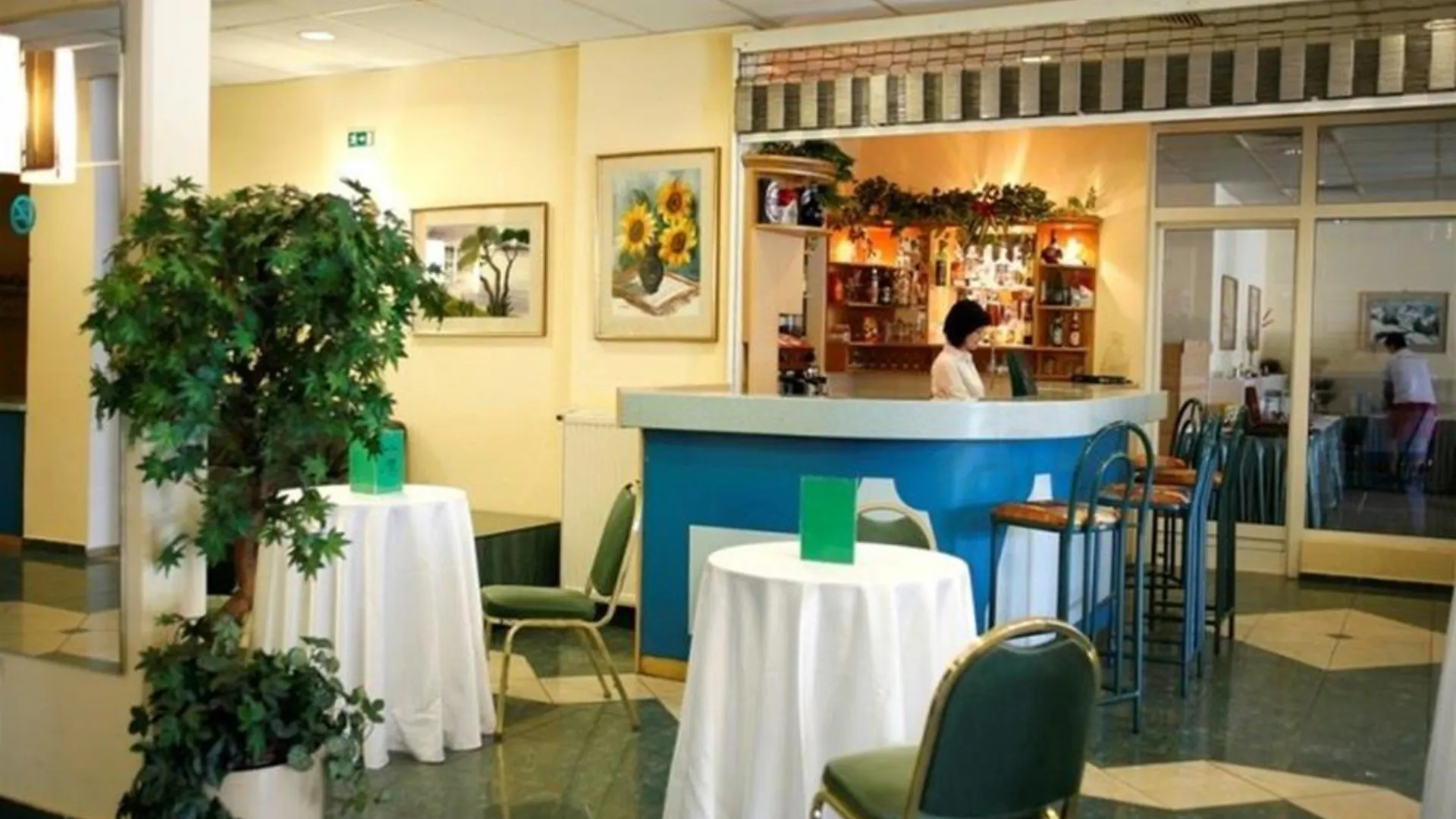 Hotel Bara Budapeste
