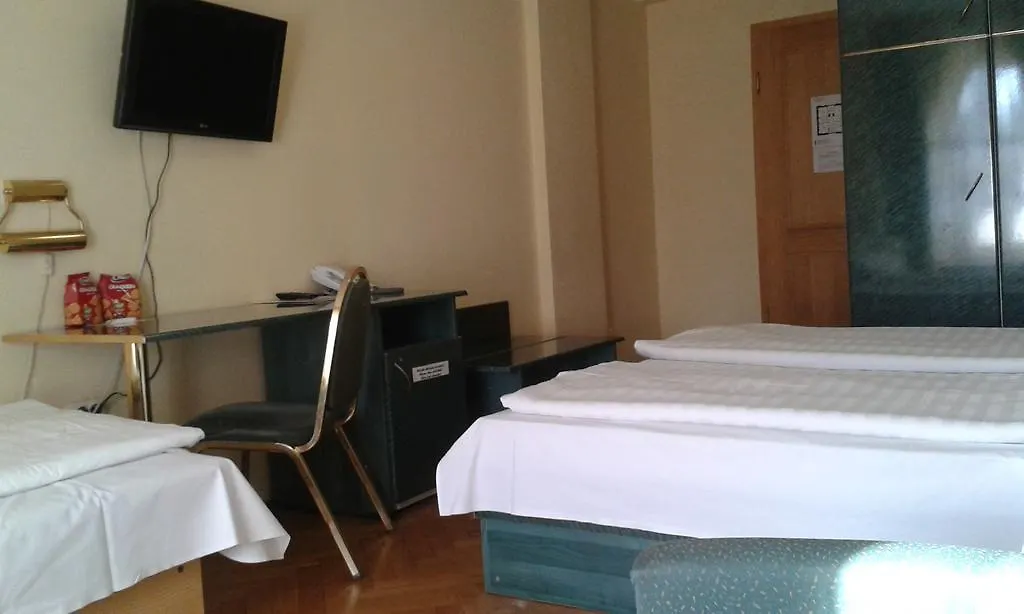 Hotel Bara Budapeste