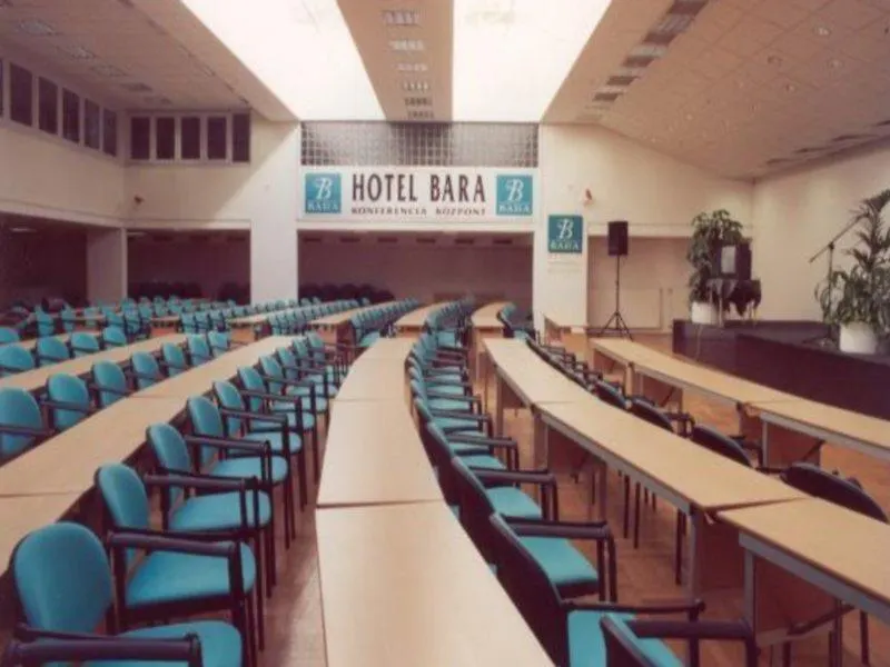 Hotel Bara Budapeste