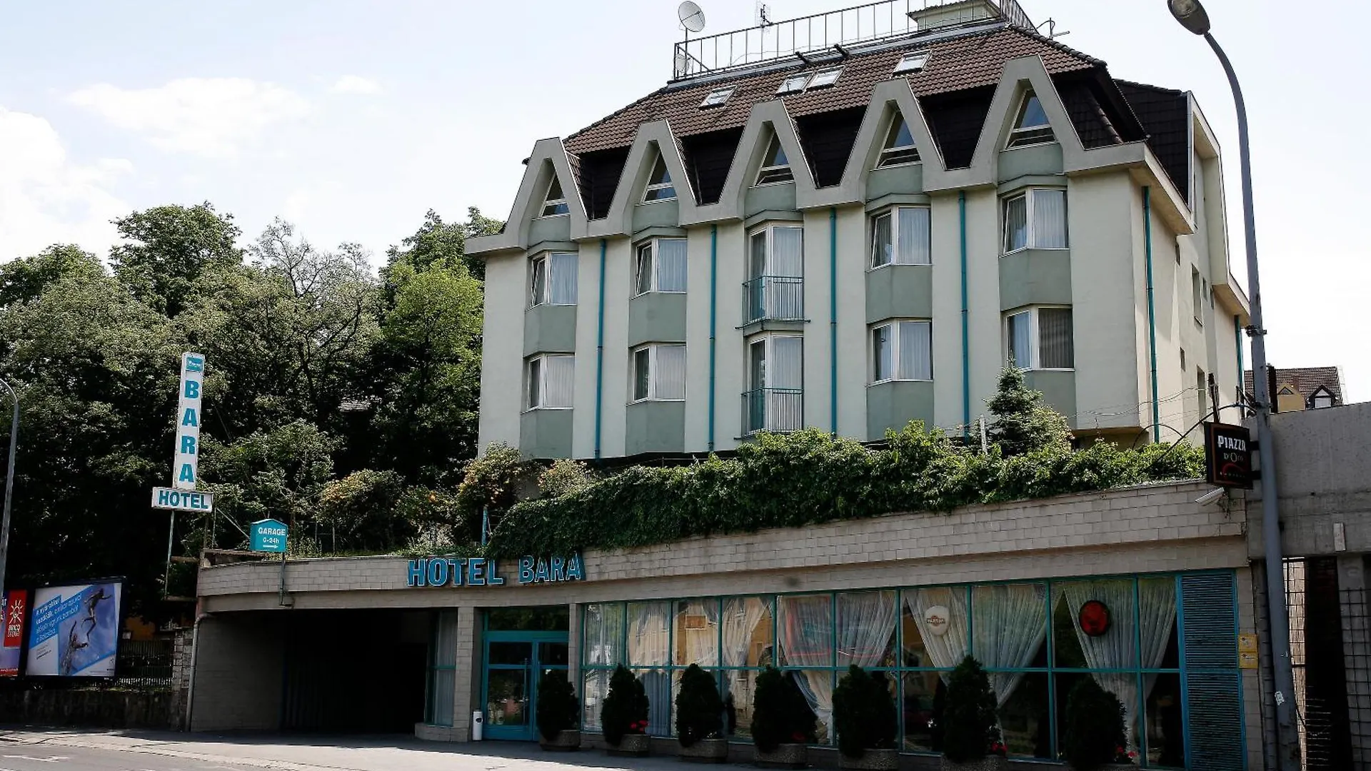 Hotel Bara Budapeste