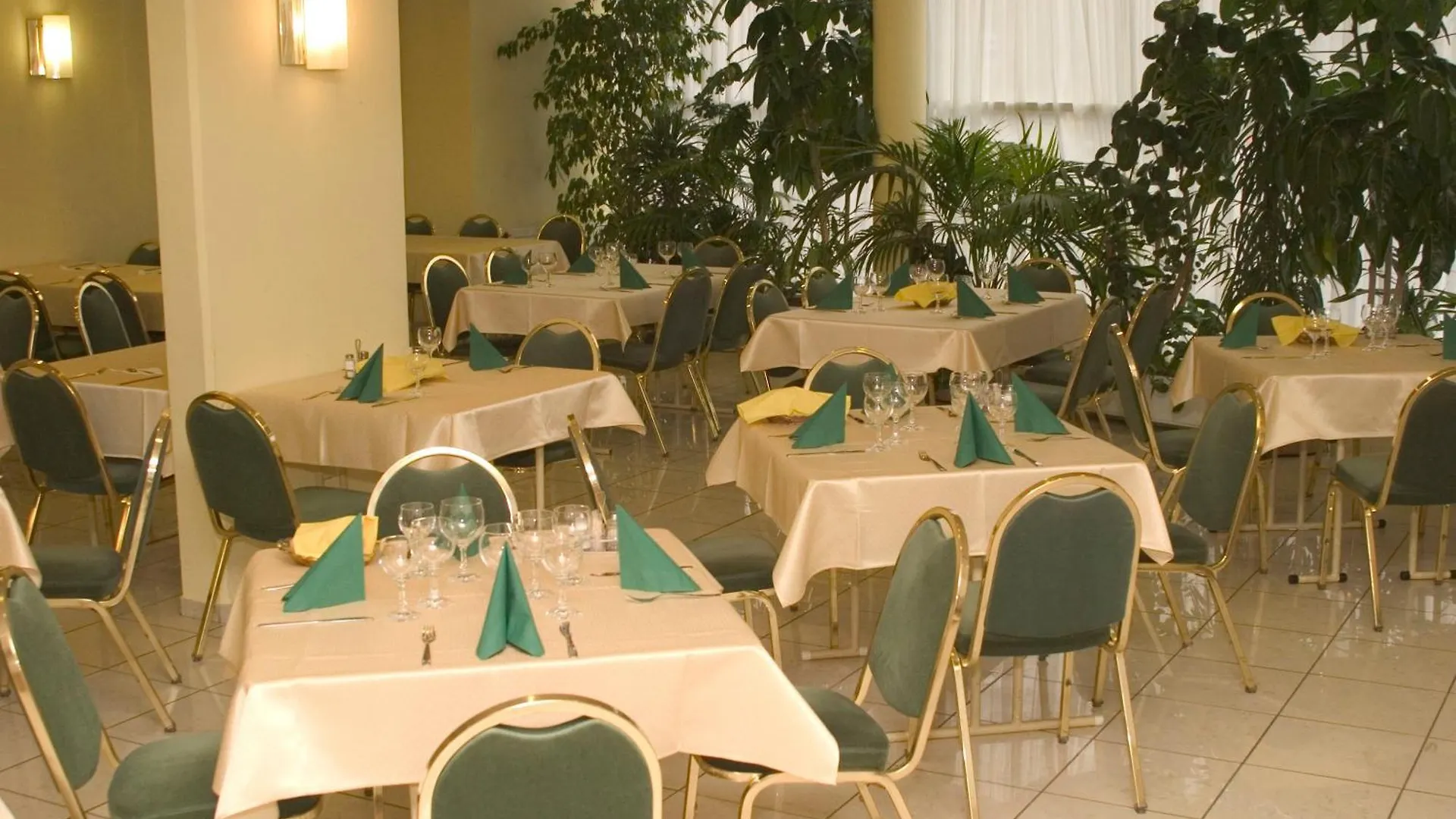 Hotel Bara Budapeste