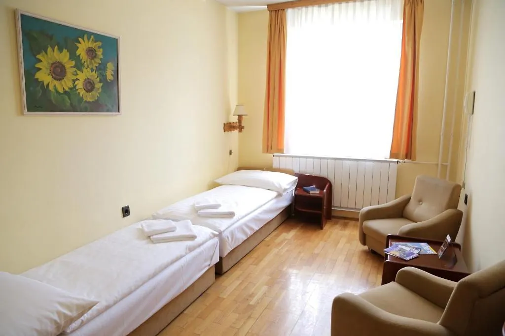 Hotel Bara Budapeste