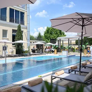 Aurum 4*, Хайдусобосло Венгрия