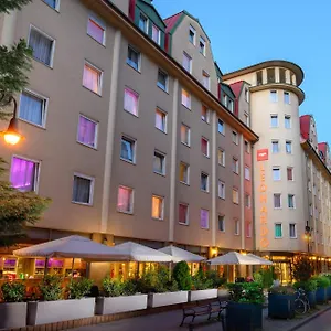 Hotel Leonardo