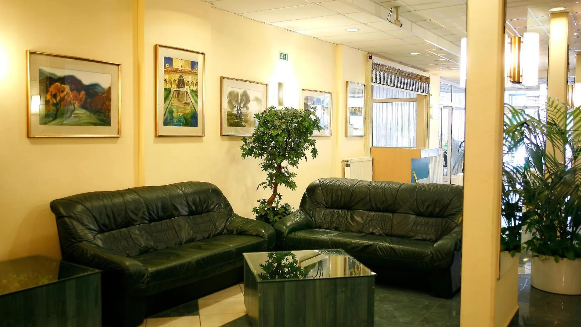 Hotel Bara Budapest 3*,  Hungary
