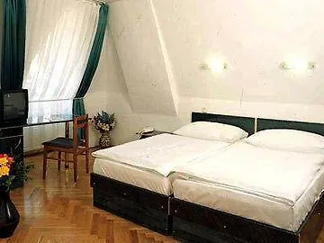 Hotel Bara Budapest Hungary