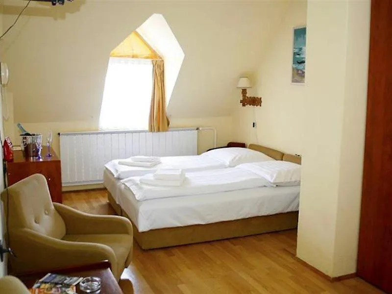 Hotel Bara Budapest
